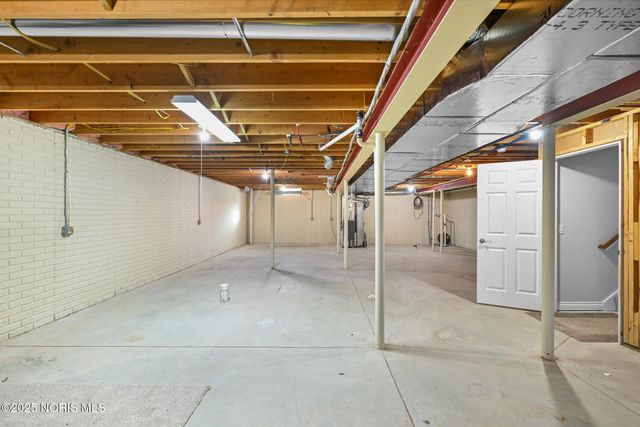 5925 Waterville Monclova Road, Waterville, OH 43566