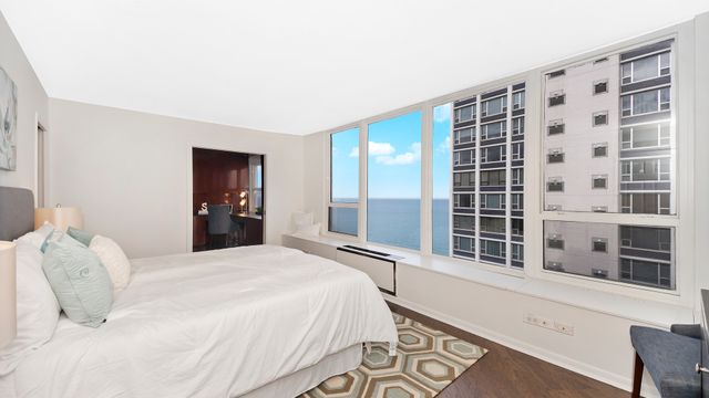 1313 N Ritchie Court 2405, Chicago, IL 60610