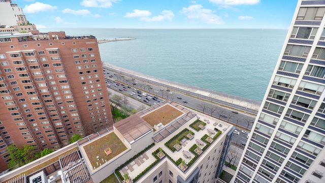 1313 N Ritchie Court 2405, Chicago, IL 60610