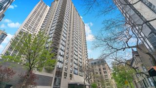 1313 N Ritchie Court 2405, Chicago, IL 60610