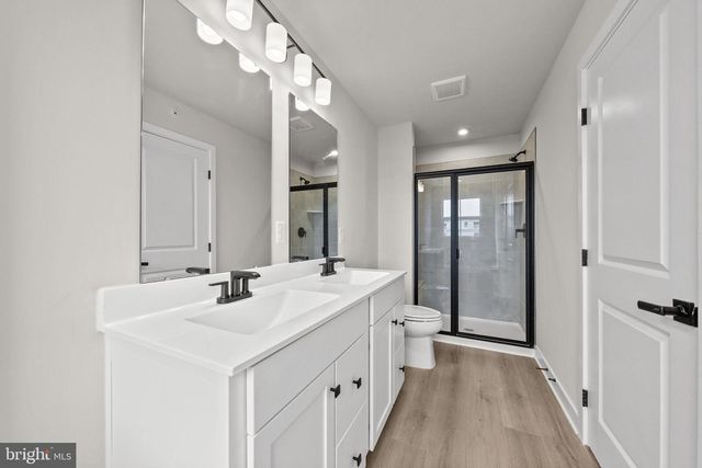 2102 ANGELINA LANE, Somers Point, NJ 08244