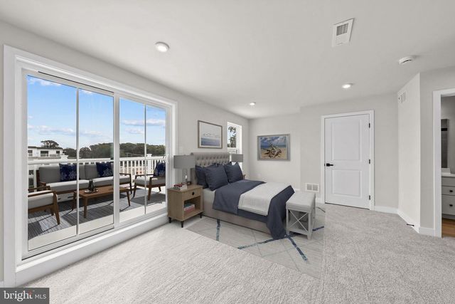 2102 ANGELINA LANE, Somers Point, NJ 08244