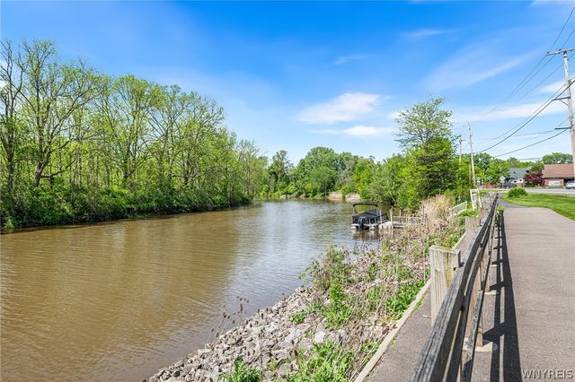 801 Tonawanda Creek Road, Amherst, NY 14228