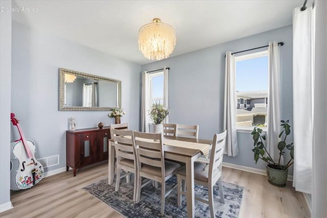 2518 Marie CIRCLE, Waukesha, WI 53189