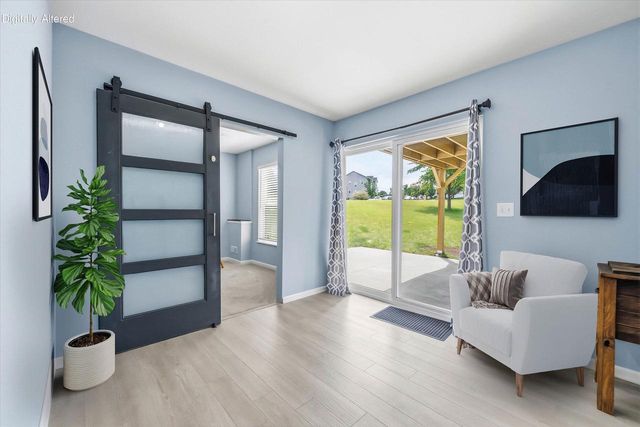2518 Marie CIRCLE, Waukesha, WI 53189
