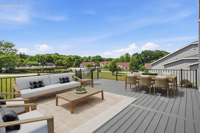 2518 Marie CIRCLE, Waukesha, WI 53189