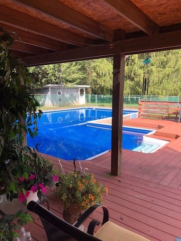 1217 Lovi Rd, New Sewickley Twp, PA 15042