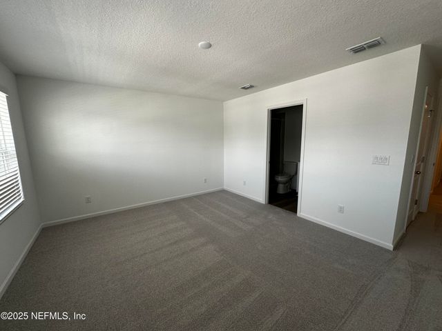 611 HOLLY LAKES Drive, Orange Park, FL 32073