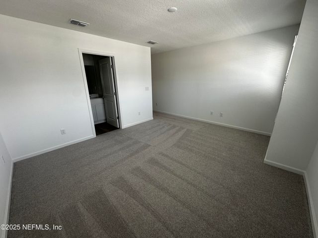 611 HOLLY LAKES Drive, Orange Park, FL 32073