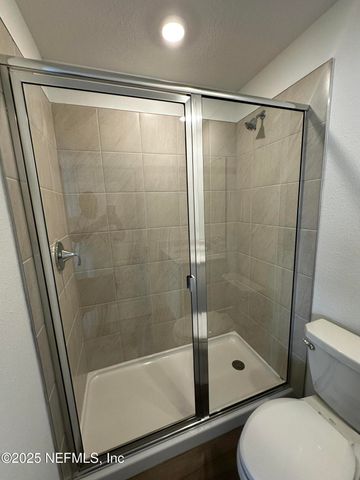 611 HOLLY LAKES Drive, Orange Park, FL 32073