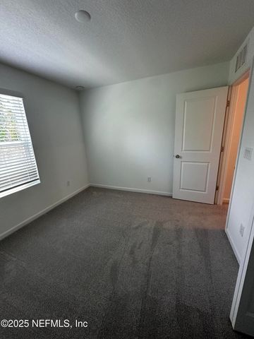 611 HOLLY LAKES Drive, Orange Park, FL 32073