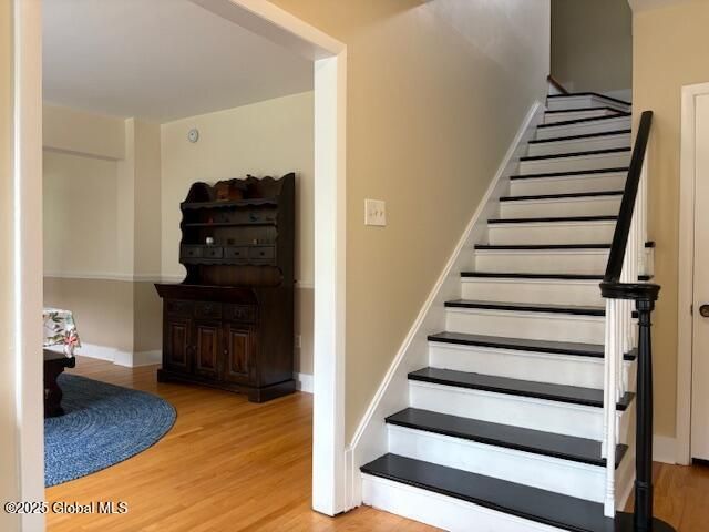 16 Edgewood Avenue, Albany, NY 12203