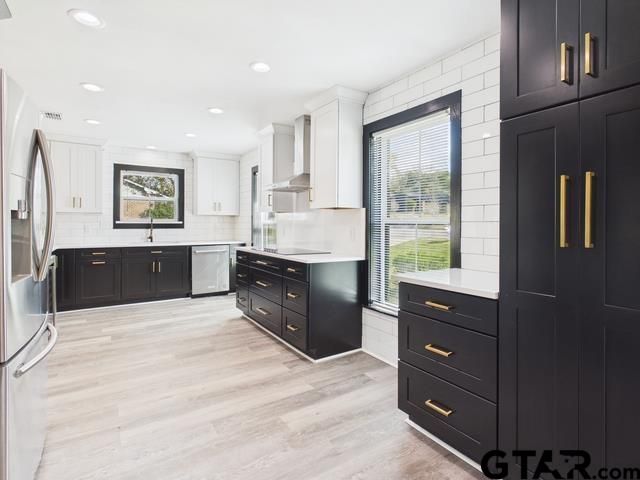 1010 Bel Air Dr, Athens, TX 75751