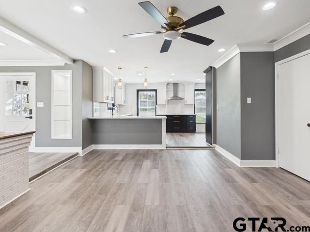 1010 Bel Air Dr, Athens, TX 75751