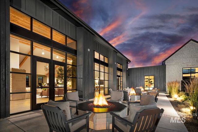 13692 N Spring Creek Way, Boise, ID 83714