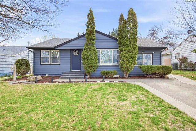 1913 W 2nd Ave., Kennewick, WA 99336