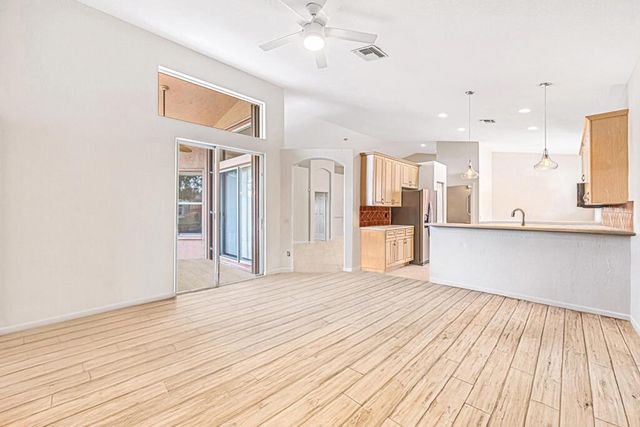8200 Playa Del Sur Boulevard, Lake Worth, FL 33467