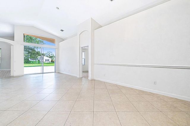 8200 Playa Del Sur Boulevard, Lake Worth, FL 33467