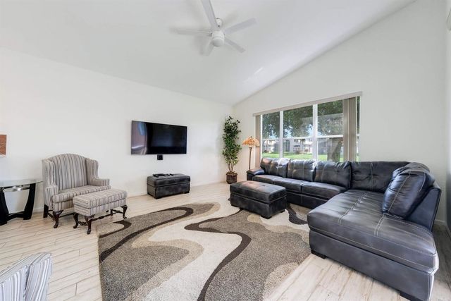 8200 Playa Del Sur Boulevard, Lake Worth, FL 33467