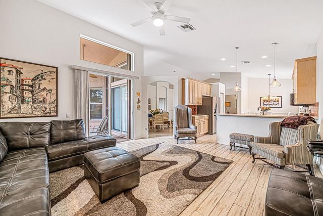 8200 Playa Del Sur Boulevard, Lake Worth, FL 33467