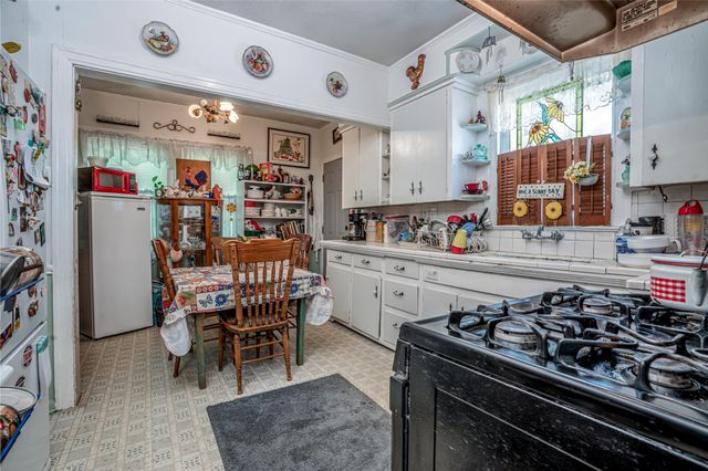2252 Cleveland Street, Paris, TX 75460
