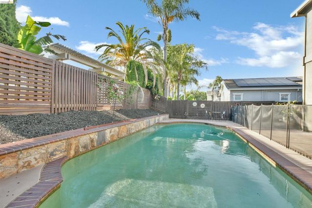 1885 Fiorita Way, Brentwood, CA 94513