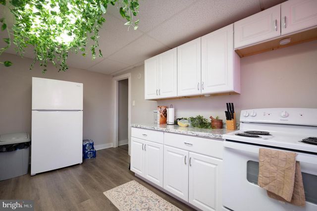301 N 10TH ST, Darby, PA 19023