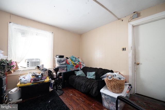 301 N 10TH ST, Darby, PA 19023