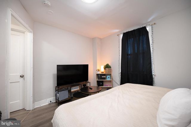 301 N 10TH ST, Darby, PA 19023