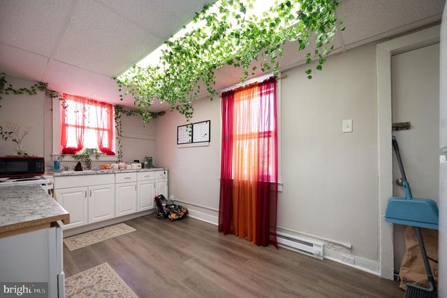 301 N 10TH ST, Darby, PA 19023