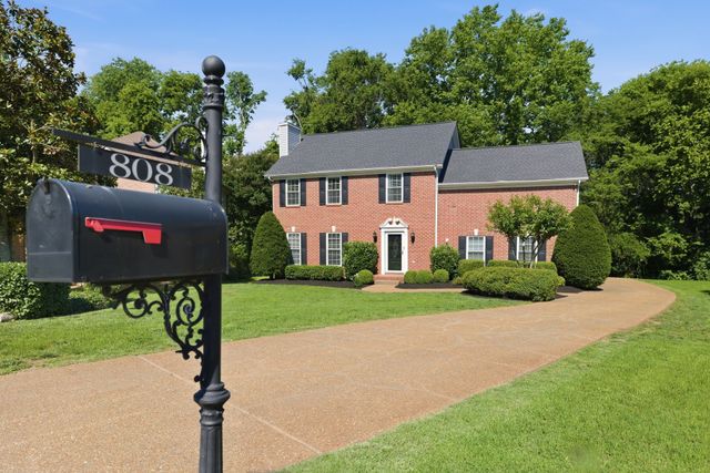 808 W Benjamin Ct, Franklin, TN 37067