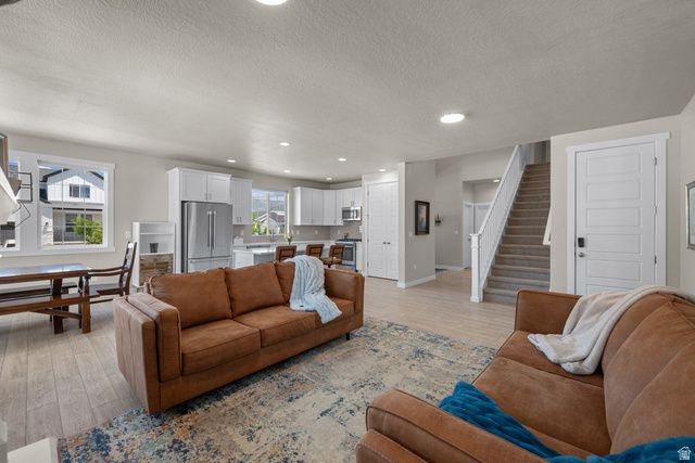 1436 W VALLEY DR, Lindon, UT 84042