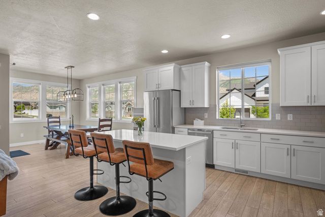 1436 W VALLEY DR, Lindon, UT 84042