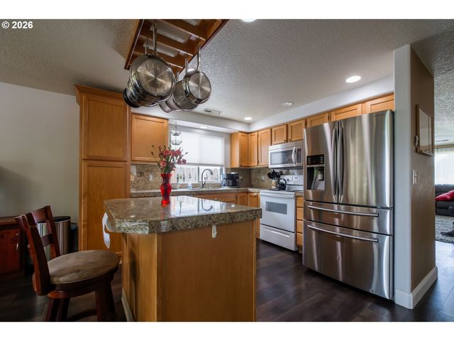8020 Ne 104TH Ave, Vancouver, WA 98662