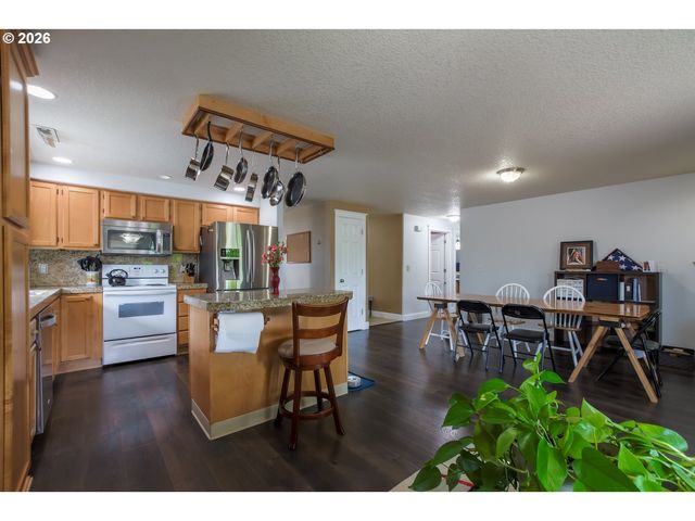 8020 Ne 104TH Ave, Vancouver, WA 98662