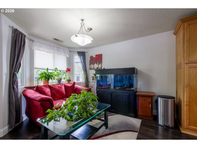 8020 Ne 104TH Ave, Vancouver, WA 98662