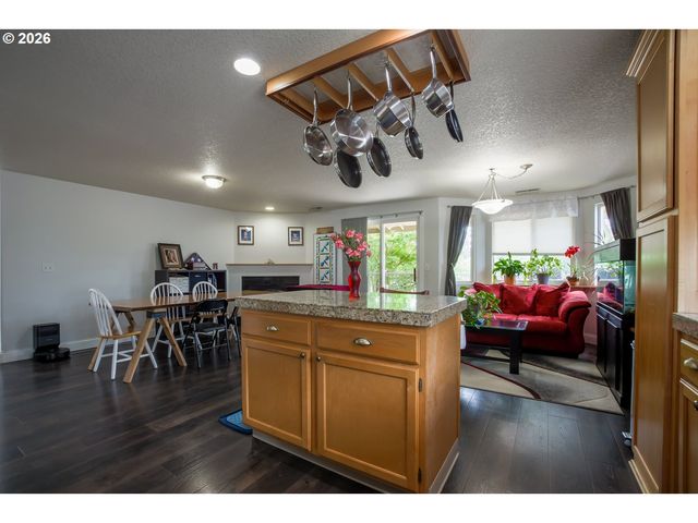 8020 Ne 104TH Ave, Vancouver, WA 98662