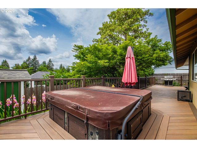8020 Ne 104TH Ave, Vancouver, WA 98662