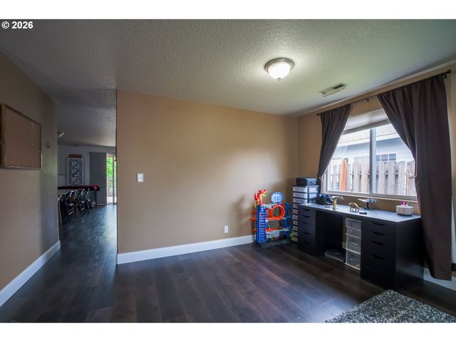 8020 Ne 104TH Ave, Vancouver, WA 98662