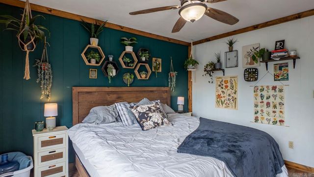 570 Missouri Avenue, Mammoth Spring, AR 72554