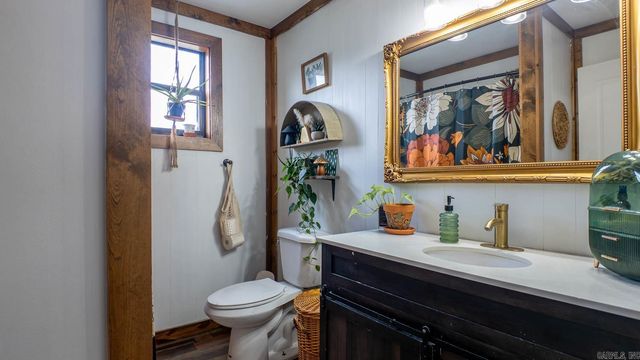 570 Missouri Avenue, Mammoth Spring, AR 72554