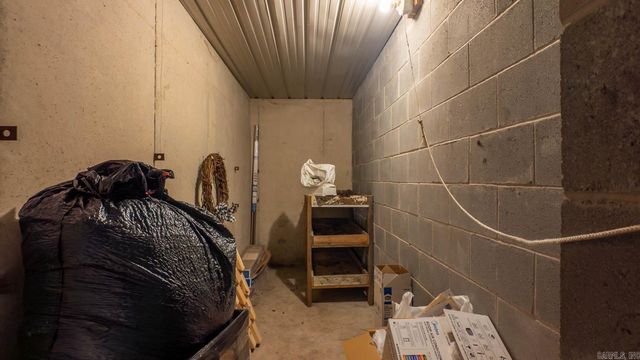 570 Missouri Avenue, Mammoth Spring, AR 72554