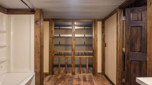 570 Missouri Avenue, Mammoth Spring, AR 72554