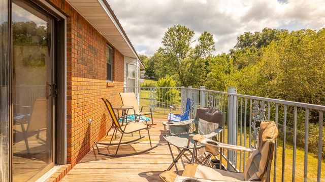 570 Missouri Avenue, Mammoth Spring, AR 72554