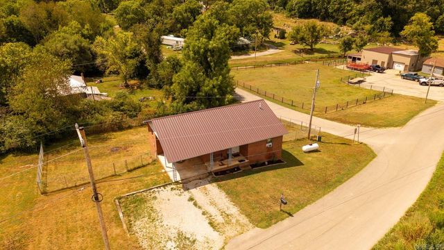 570 Missouri Avenue, Mammoth Spring, AR 72554