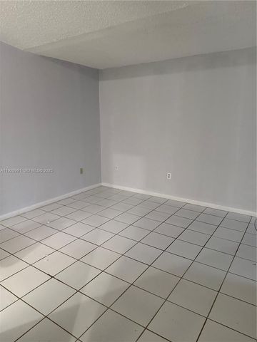 15355 SW 76th Ter 203, Miami, FL 33193