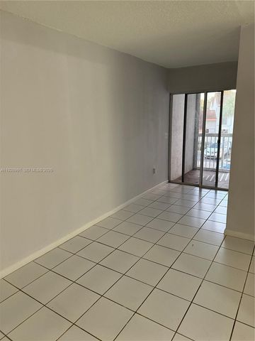 15355 SW 76th Ter 203, Miami, FL 33193