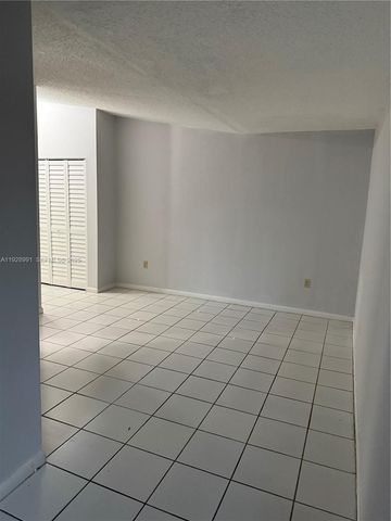 15355 SW 76th Ter 203, Miami, FL 33193