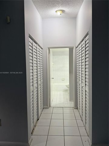 15355 SW 76th Ter 203, Miami, FL 33193