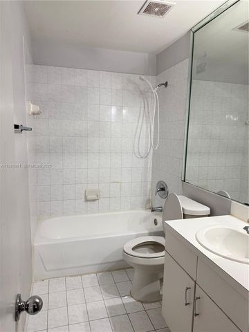 15355 SW 76th Ter 203, Miami, FL 33193